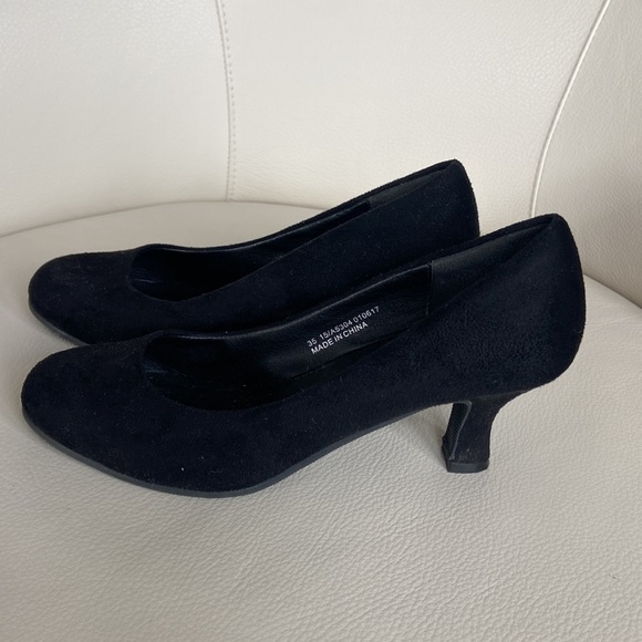 Amanda Faux suede heels - size 35 - worn once - Picture 4 of 7